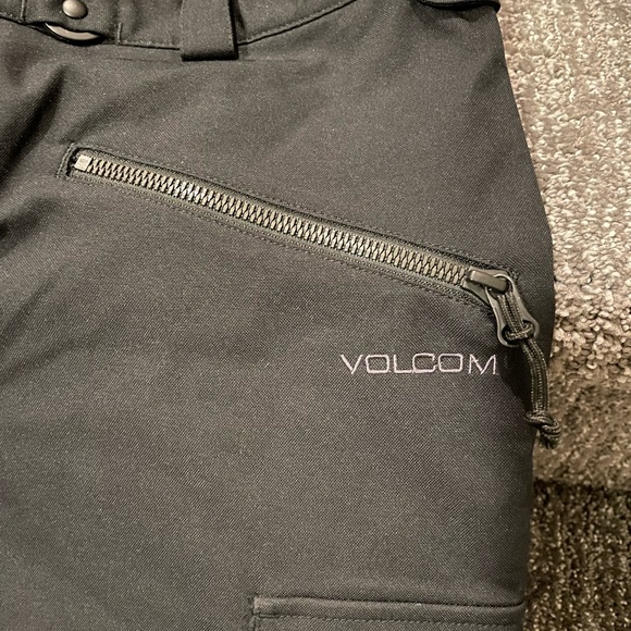 Volcom Women’s M Ski Pants - Picture 3 of 8